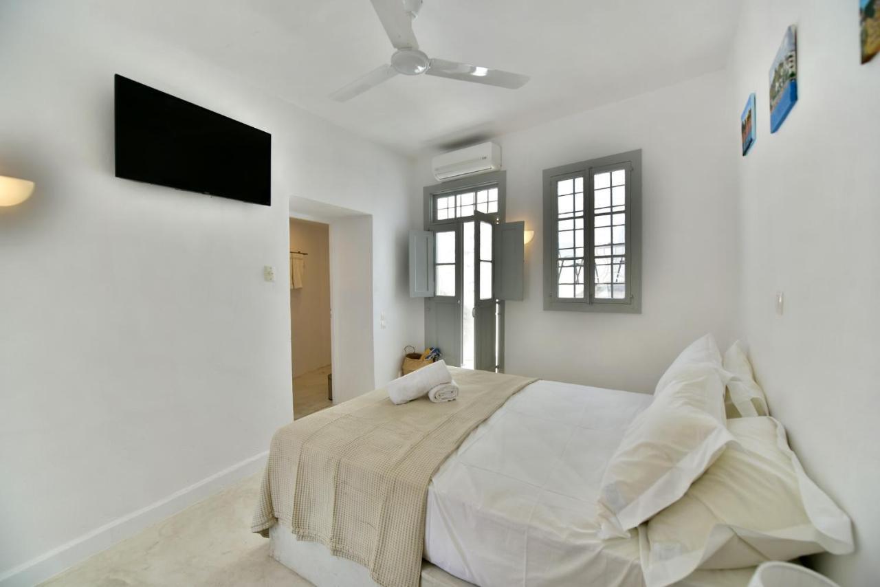 Hydra Art Suites Luaran gambar